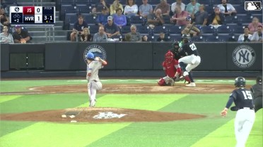 Diomedes Hernandez walks. Willy Montero scores. Camden Troyer to 3rd. Robbie Burnett to 2nd.