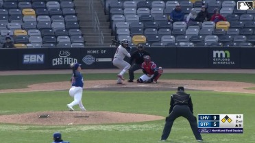 Drew Smith Ball to Sergio Alcántara