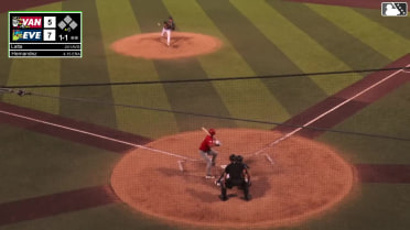 Maddox Latta homers (4) on a fly ball to center field.