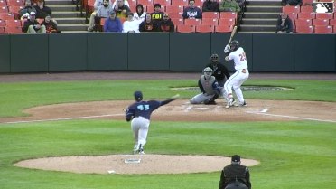 Isaac Lyon In play, run(s) to Wehiwa Aloy