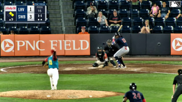 Felix Reyes homers (14) on a fly ball to left field. Paul McIntosh scores. Dylan Moore scores.