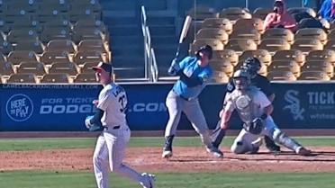 Eric Bitonti's solo home run