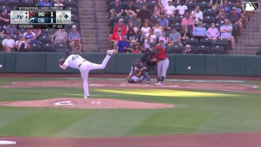 Rafael Flores' two-run home run