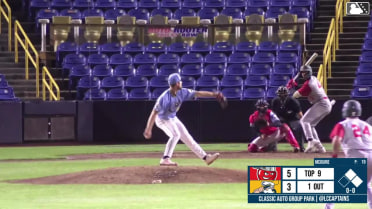 Jake Cunningham homers (3) on a fly ball to right field. Lamar King Jr. scores. Jack Costello scores.