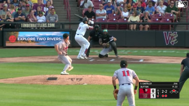 Luis Castillo singles on a ground ball to right fielder Rodney Green Jr. Daniel Dickinson scores.