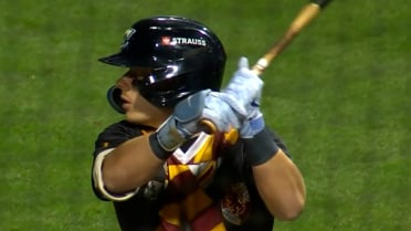 Travis Bazzana's first professional multihomer game