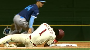Sebastian Walcott exits game after an apparent injury