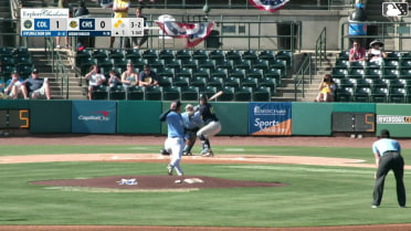 Hyungchan Um singles on a line drive to left fielder Tom Poole. Josh Hammond scores. Sean Gamble scores.
