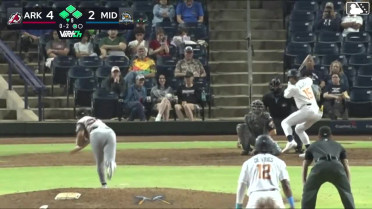 Brayan Buelvas singles on a fly ball to left fielder Michael Arroyo. Joshua Kuroda-Grauer scores. Leo De Vries to 3rd. Colby Halter to 2nd.