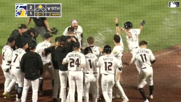 Micael Ramirez hits a walk-off home run