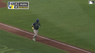 Adael Amador knocks a solo home run