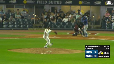 Junior Fernández In play, run(s) to Justin Dean