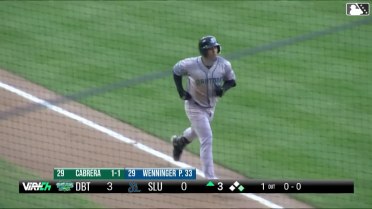 Ricardo Cabrera's two-run home run