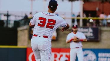 Bats Can't Keep Up in 7-2 Loss To Iowa