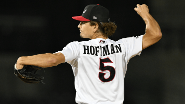 Trevor Hoffman's son gets thisclose to closer status