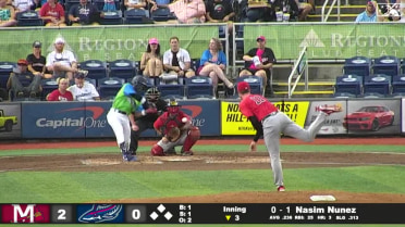 Nasim Nuñez crushes a solo home run to left field