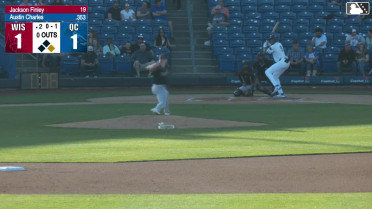 Austin Charles doubles (5) on a line drive to center fielder Rodney Green Jr. Luke Pelzer scores. Austin Charles to 3rd.