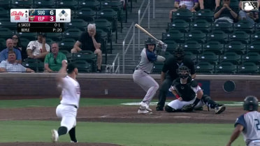 Tommy Sacco Jr. doubles (2) on a sharp line drive to right fielder Nick Schnell. Carlos Pérez scores.