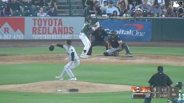 Dustin Crenshaw singles on a pop up to left fielder Jose Astudillo. Ryan Picollo scores. Connor Dykstra to 3rd. Dustin Crenshaw to 2nd.