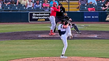 Mike Clevinger fans three in rehab outing