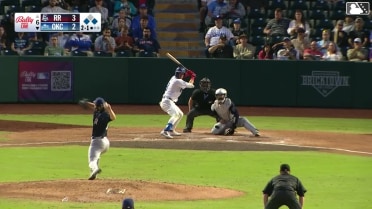 Michael Siani grounds into a force out, second baseman Justin Foscue to shortstop Tyler Wade. Jack Suwinski scores. Austin Gauthier out at 2nd. Michael Siani to 1st.