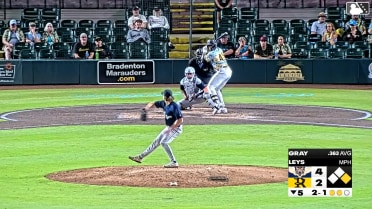Murf Gray homers (5) on a line drive to left field. Josh Tate scores.