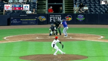 Jack Little In play, run(s) to Chas McCormick
