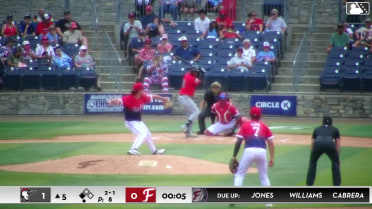 Reylin Perez reaches on a fielder's choice, fielded by second baseman Manuel Cabrera. DJ Newman scores.