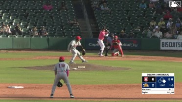 Brayden Taylor homers (3) on a fly ball to right field. Xavier Isaac scores.
