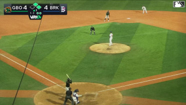 Lonnie White Jr. singles on a line drive to left fielder Vincent Perozo. Brian Sanchez scores. Wyatt Sanford to 2nd.