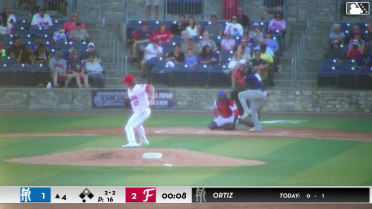 D'Angelo Ortiz singles on a fly ball to left fielder Jordan Williams. Skylar King scores. Anderson Fermin to 2nd.