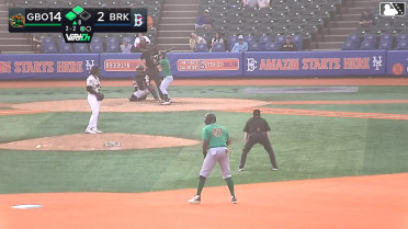 Danis Correa In play, run(s) to Easton Carmichael