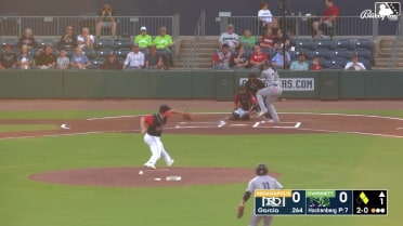 Jhostynxon Garcia's three-run home run