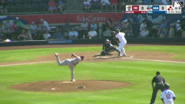 Matt O'Neill homers (2) on a fly ball to right center field. Druw Jones scores. Anderdson Rojas scores.