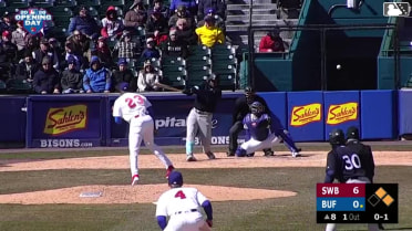 Ernesto Martinez Jr. singles on a line drive to left fielder Yohendrick Pinango. Max Schuemann scores. Paul DeJong to 2nd.