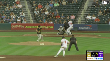 Charlie Condon triples (4) on a line drive to center fielder Kyren Paris. Brenton Doyle scores. Zac Veen scores.