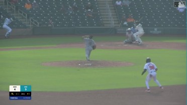 Demetrio Crisantes singles on a ground ball to right fielder Owen Carey. Miguel Rodríguez scores. Kyle DeBarge to 3rd.