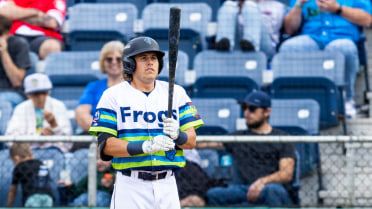 Carter Dorighi singles on a line drive to right fielder Cam Maldonado. Luis Suisbel scores.