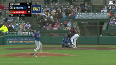 Seaver King homers (2) on a fly ball to center field.