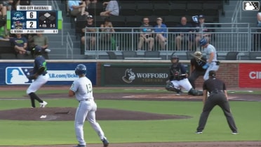 John Garcia doubles (5) on a line drive to left fielder Yeison Morrobel. Alejandro Nunez scores. Jack Moss scores.