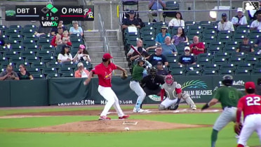 Gabriel Chinchilla In play, run(s) to Rafhlmil Torres