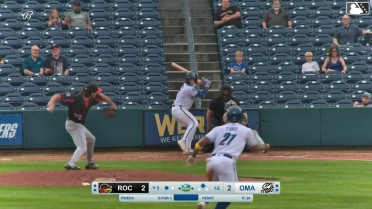 Jack Pineda doubles (10) on a line drive to right fielder Leandro Pineda. Abraham Toro scores.