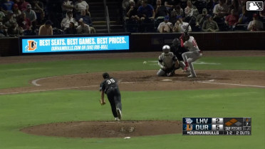 Chris Clark In play, run(s) to Bryan De La Cruz