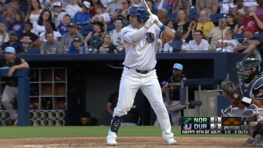 Bob Seymour clubs a pair of homers