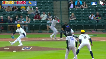 Ben McLaughlin out on a sacrifice fly to right fielder Sam Kulasingam. Angel Ortiz scores. Jansel Luis to 3rd.