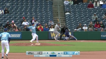 Tyler Callihan homers (1) on a fly ball to right center field. Davis Wendzel scores.