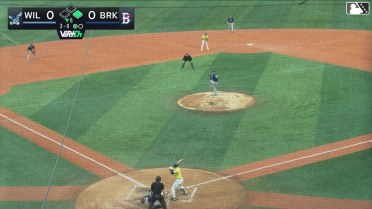 Carson Fischer In play, run(s) to Ronald Hernandez