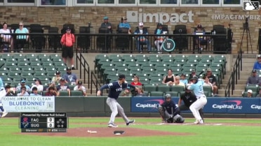 Shay Whitcomb homers (3) on a line drive to left field.