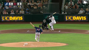 Aeverson Arteaga homers (4) on a fly ball to center field.