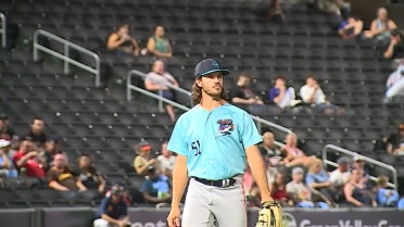 Spencer Arrighetti fan seven batters in five frames 